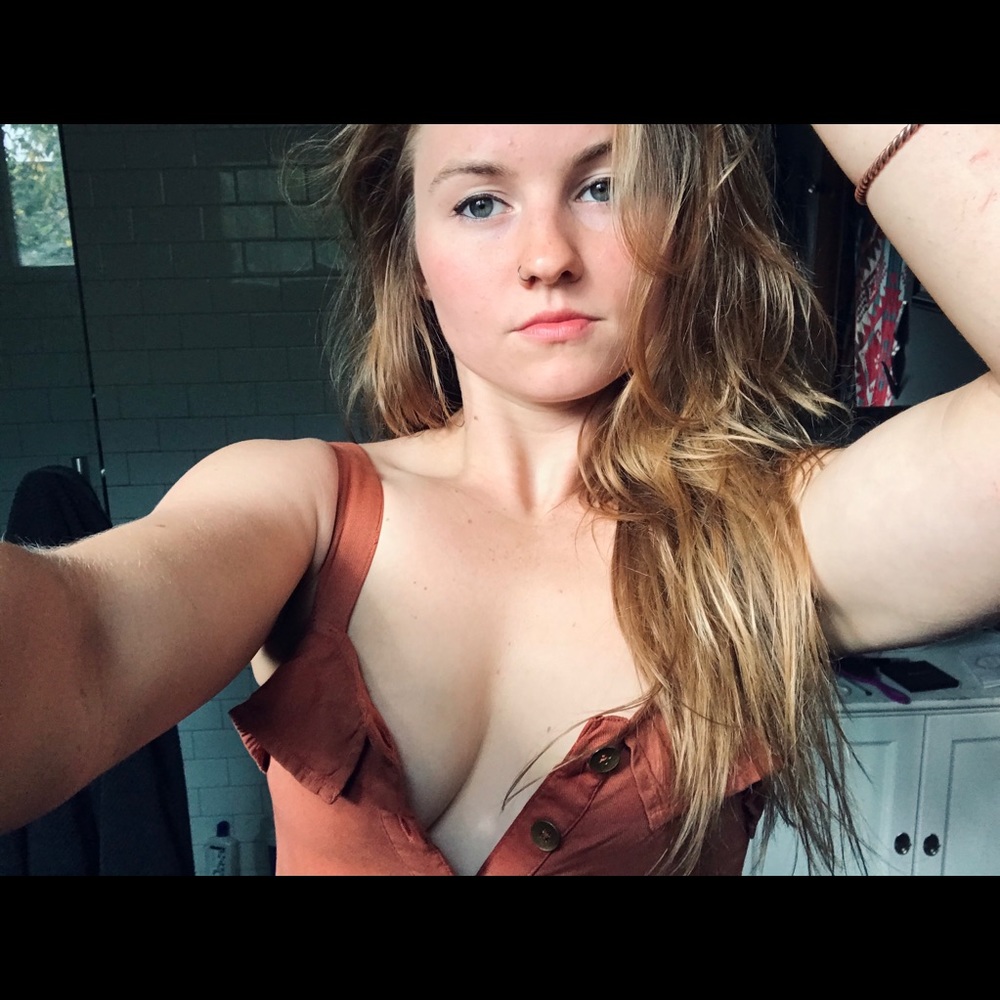 Meet your Posher, Aimee